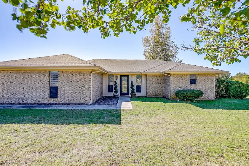 Clover House, Entire Home, Pool, Game Room - Image 1