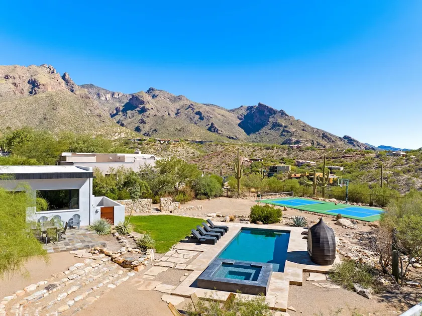 Foothills Luxury Pickleball Basketball Pool & Spa - Image 1