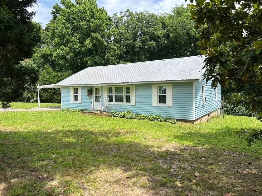 Grannies Country Farm House - Image 1
