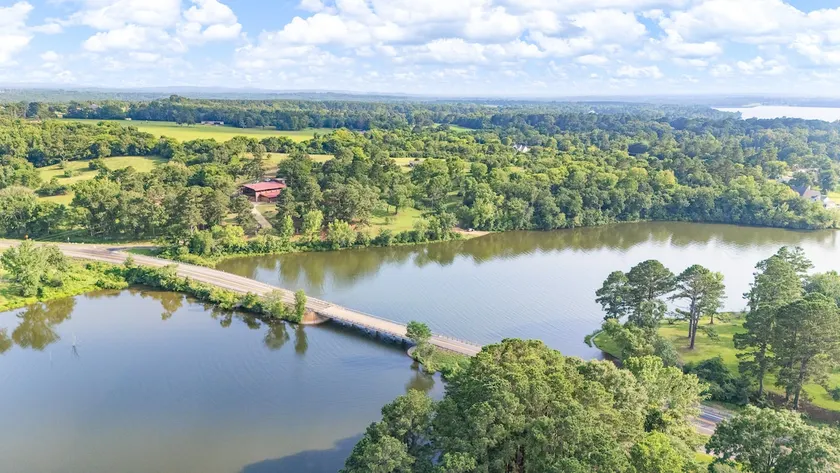 The Lakeside Lodge — Bring Your Own Boat and Rods - Image 1
