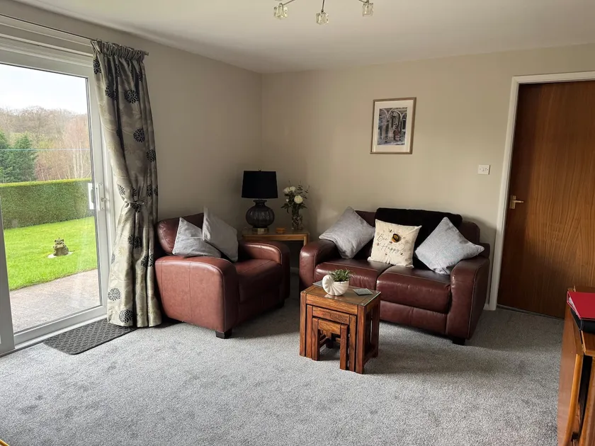 Garden flat Knaresborough centre - Image 1