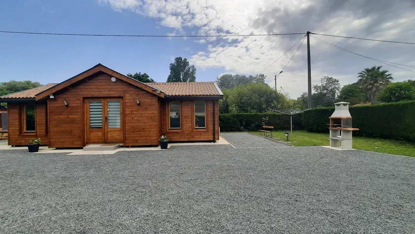 Chalet: relaxation, beaches and ports nearby - Image 1