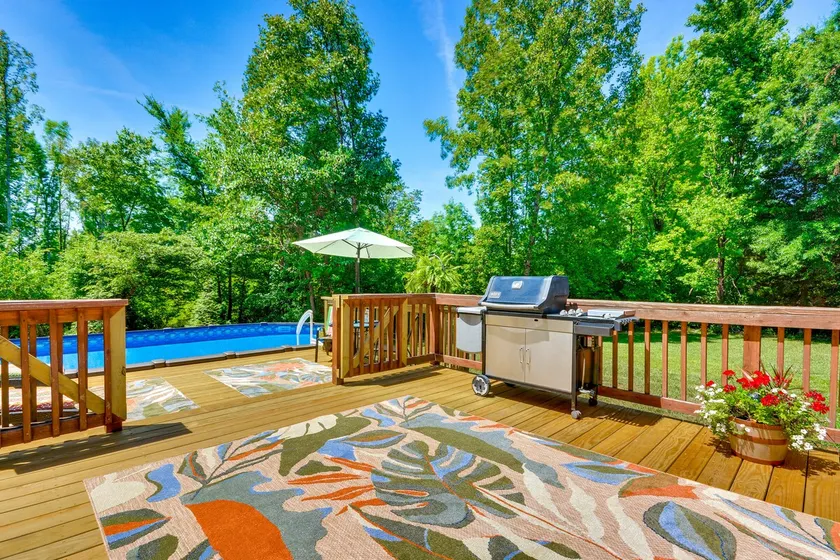 Browns Summit Vacation Rental w/ Fire Pit! - Image 1