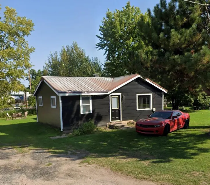 Affordable 2BR•3 Beds • Comfort at The Black House - Image 1