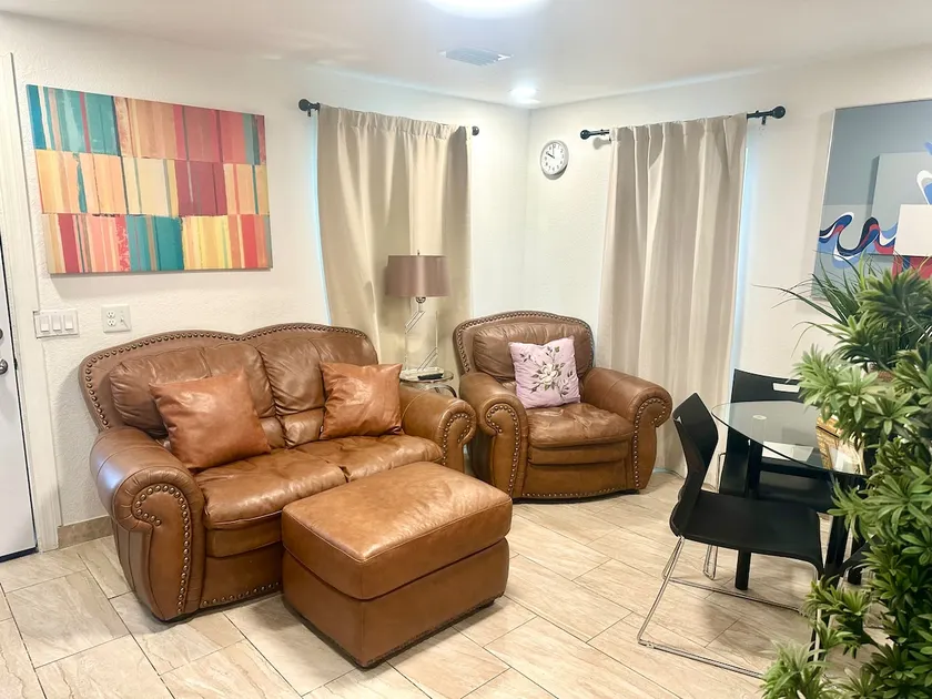Imperial Apartment! Just 5 min from the beach! - Image 1