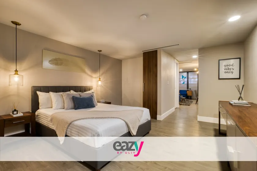 Urban Apt | 10 Min From The Border+Chic Lounge+GYM - Image 1