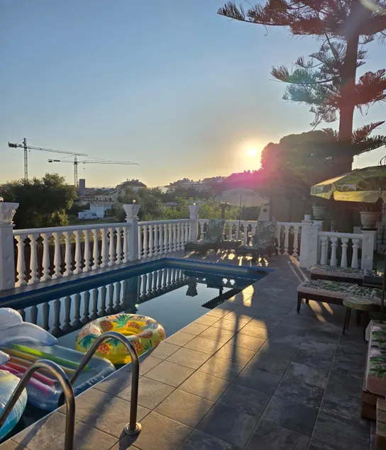 Villa Don Giovanni Fuengirola, Piscina Privada y vistas al mar y a la Montaña - Image 1
