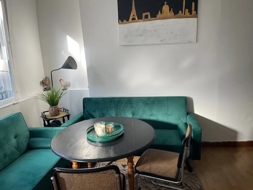 Typical townhouse in the city center. 2 bedrooms - Image 1