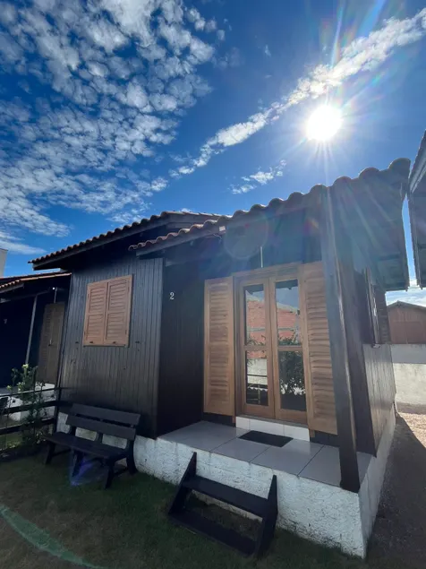 Beach house 02: SOL - Image 1