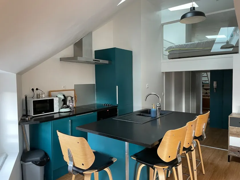 Quiet apartment by the sea - Image 1
