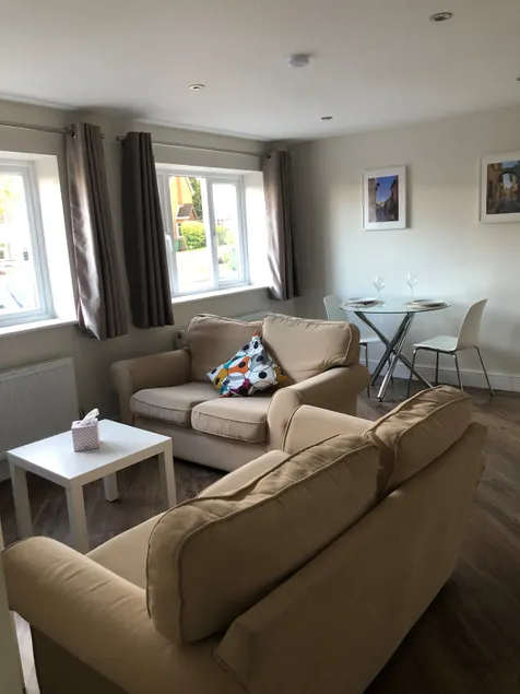 Beautiful 1 bed annex, suburban location near NEC. - Image 1