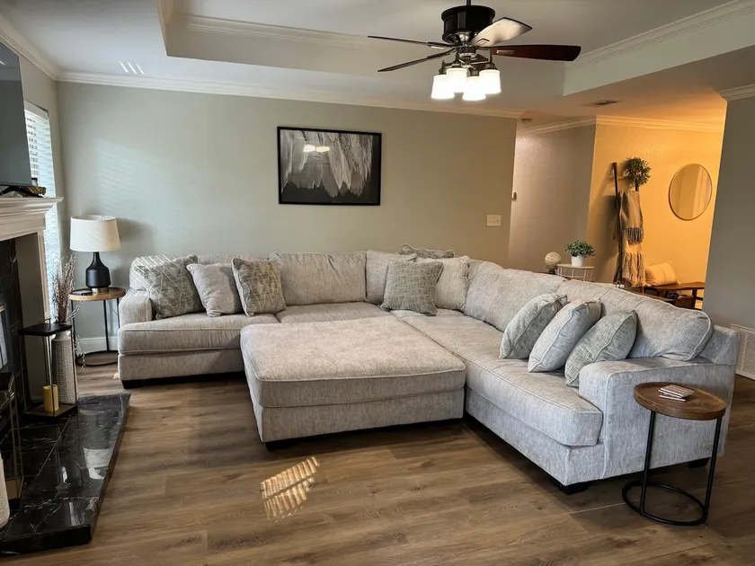 The Ross Home - Image 1