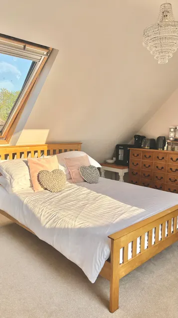 The Loft at Crown Cottage - Image 1