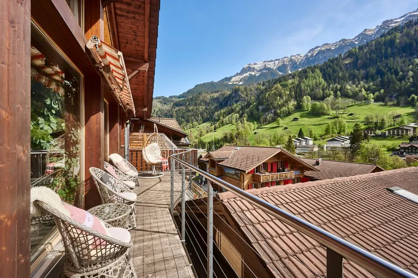 Chalet Lauterbrunnen - Image 1