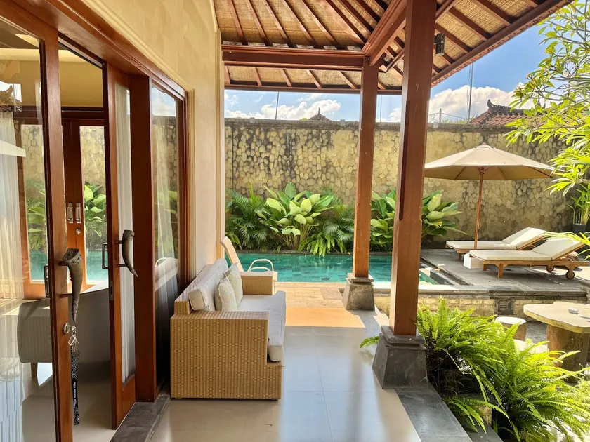 Tropical Oasis Villa - Image 1
