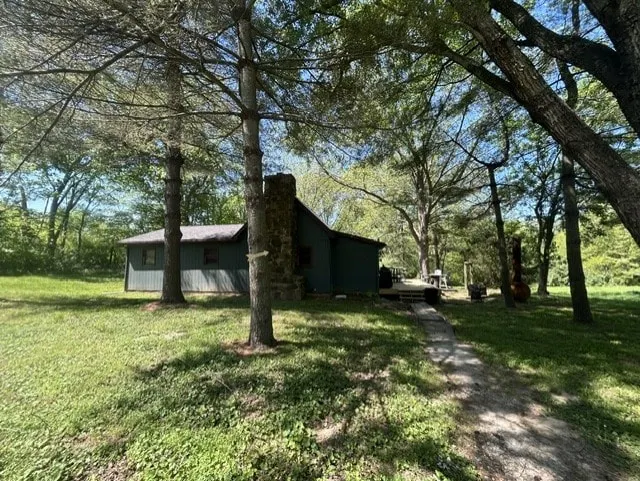 Private cabin, close to town - Image 1