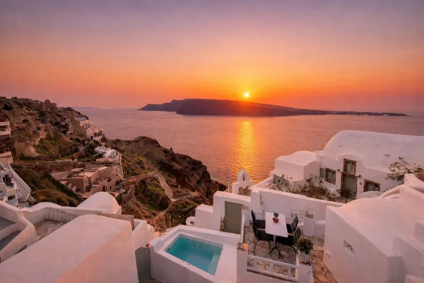 Ambi, Authentic Cycladic Cave Villa | Caldera View - Image 1