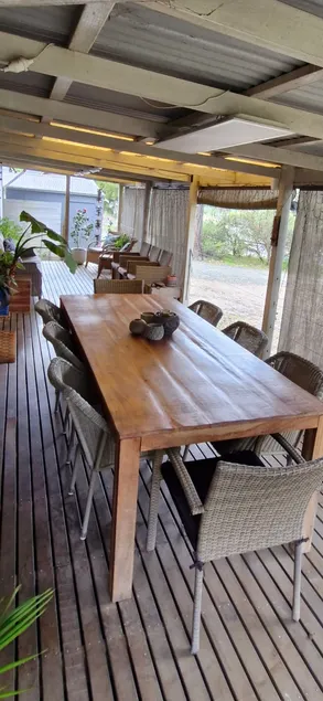 Lakeside Family Retreat | 300m to Lake Glenmaggie - Image 1
