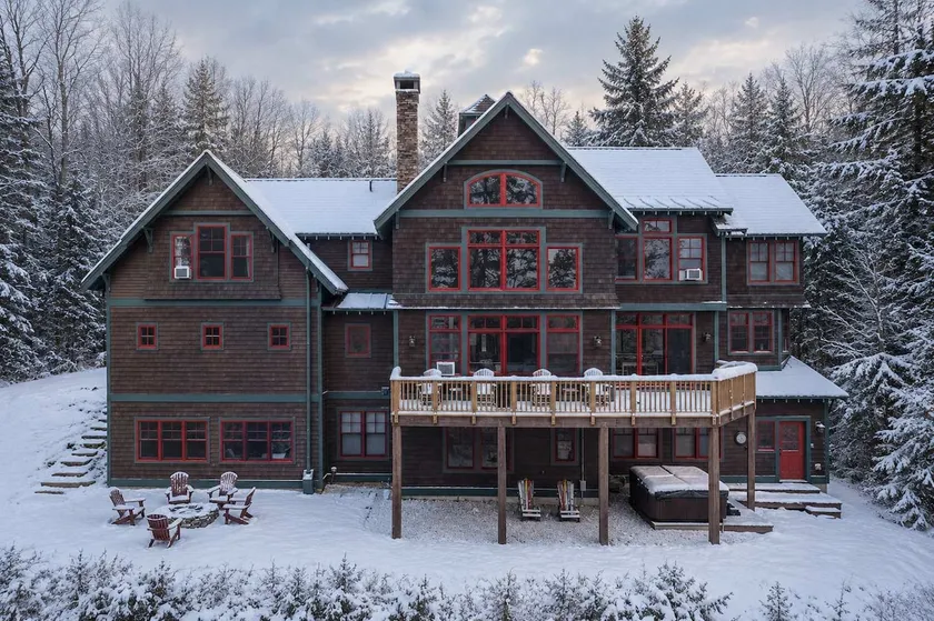 Mountainside 5-BR Ski-In/Out Okemo Estate - Image 1