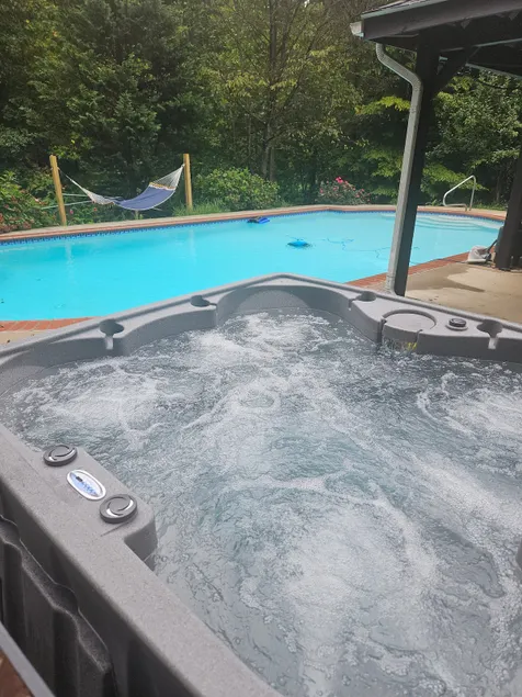 Kone Oasis- hot tub, pool, theater/game rm. - Image 1