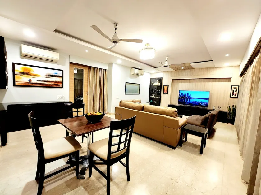 NEO1 Independent 1BHK Apartment South Delhi GK-1 - Image 1