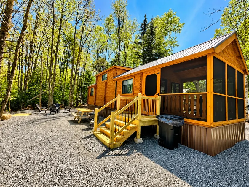 Cozy Coastal Cabin 2 - Image 1
