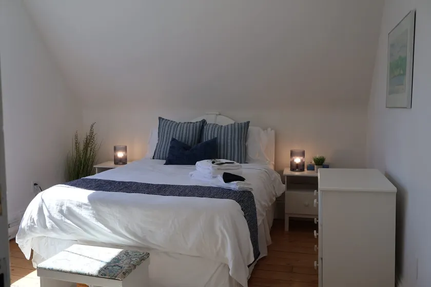 The Rustico Suite | 2-Bedroom Luxury with Private Kitchenette & Ensuites - Sleeps 4 - Image 1