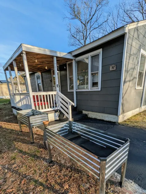 Avalon Retreat Beach Cottage - Image 1