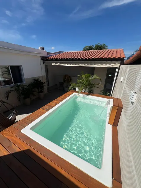 D&MHOME Pink Itaguai Downtown, Pool, Washer, Split-system A/C - Image 1
