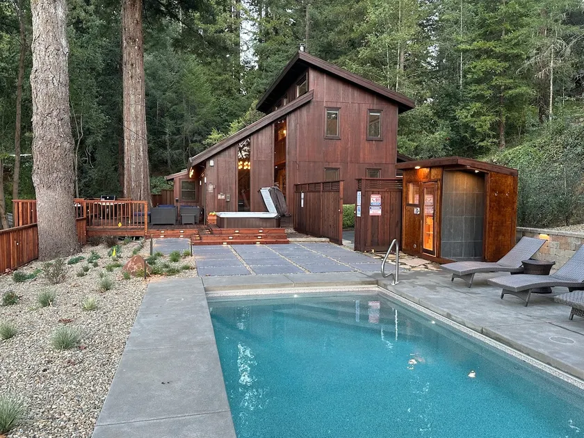 Luxury Retreat with Pool, Spa, and Sauna - Image 1
