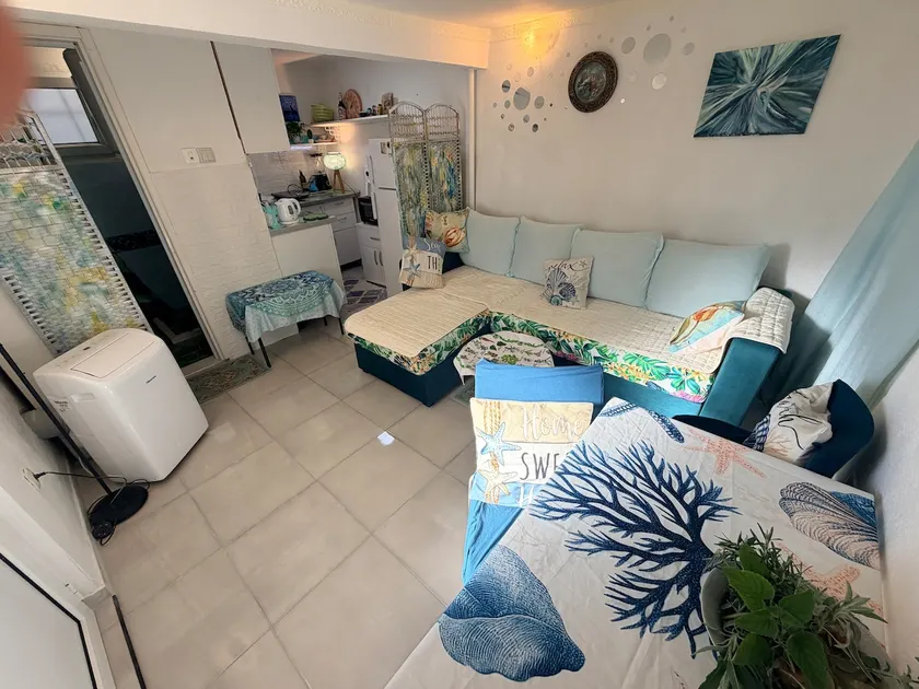 Laniakea small apartment in shared house - Image 1
