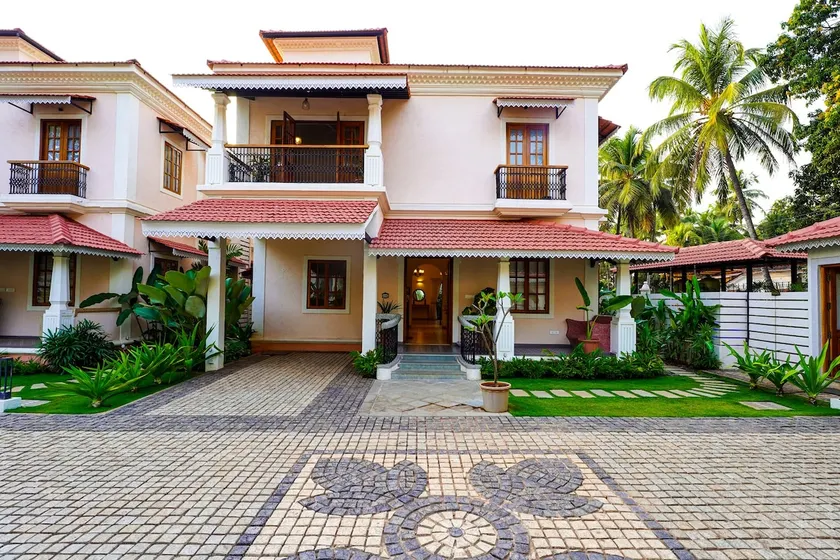 Pet-Friendly 4BHK Villa W/Terrace & Comp Breakfast - Image 1