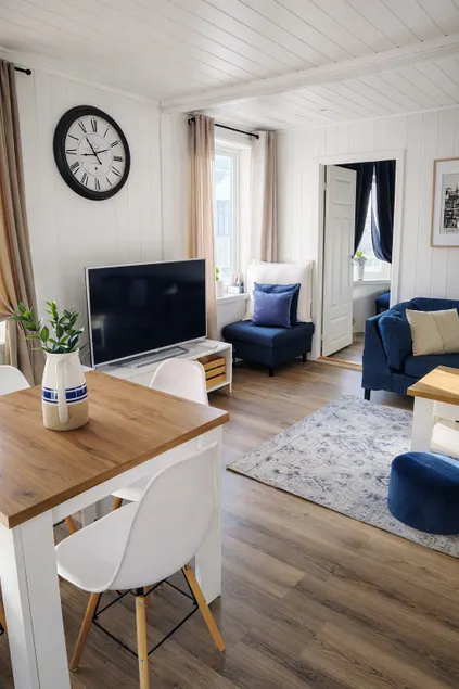 Light home apartment Alesund with free parking - Image 1