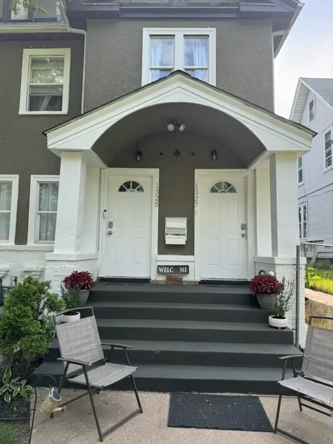 Lovely 3 Bedroom Apartment - Image 1