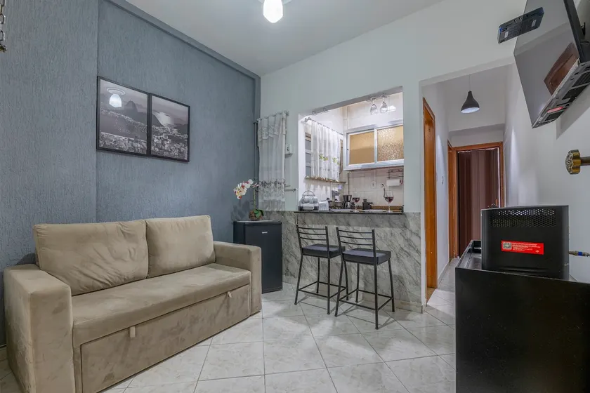 Flamengo | Metro, Beach & Shopping | Up to 4 Guests - Image 1