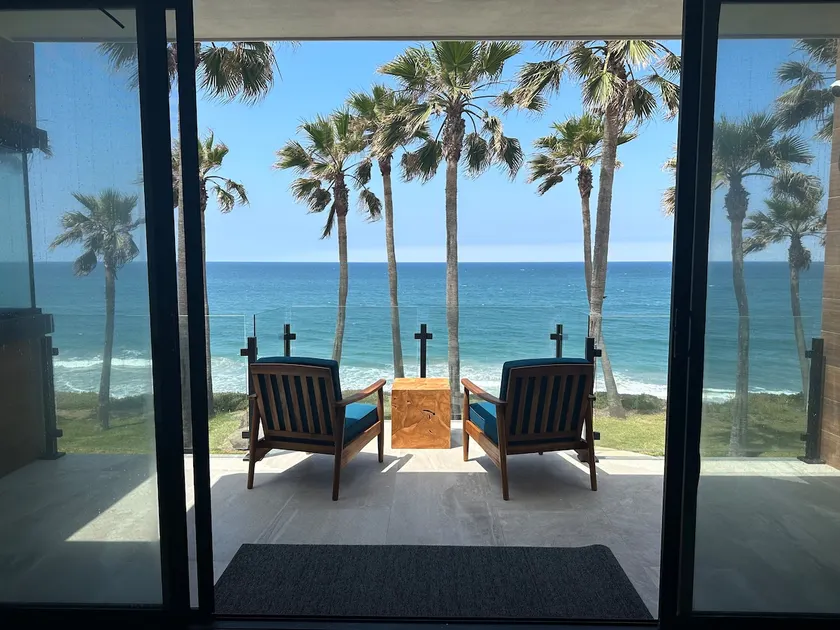 Luxury Oceanfront Home w/ Jacuzzi & Pacific Views - Image 1