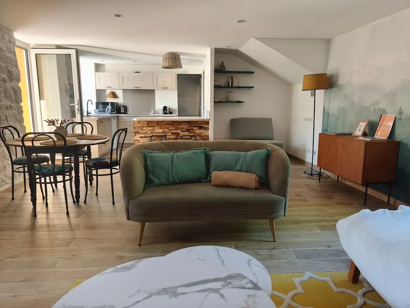 Getaway at the Moulin, spa, pool table and large garden - Image 1