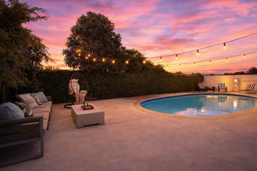 Disney Pool Villa w/ Game Room & Luxury Beds - Image 1