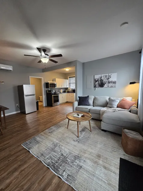 Cozy 1 BDR Apartment in Paradise - Image 1