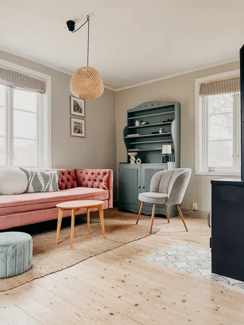 Cozy wooden house with wood stove in Småland - Image 1
