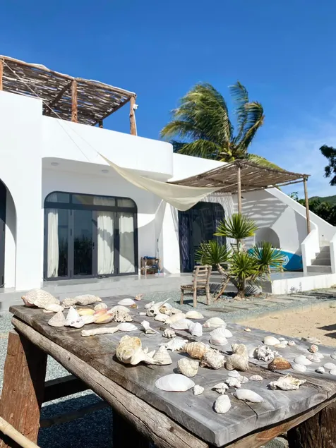 My Hoa Oceanfront Home - Image 1