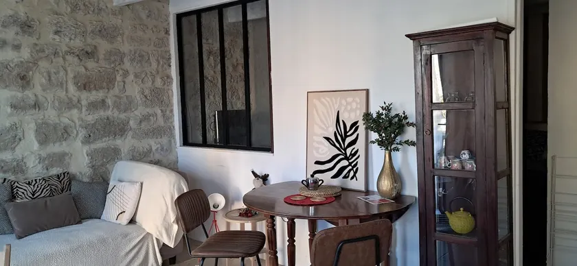 Apartment in the center of the village of Quercy Occitanie - Image 1
