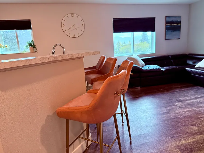 Mountain View Apartment - Image 1