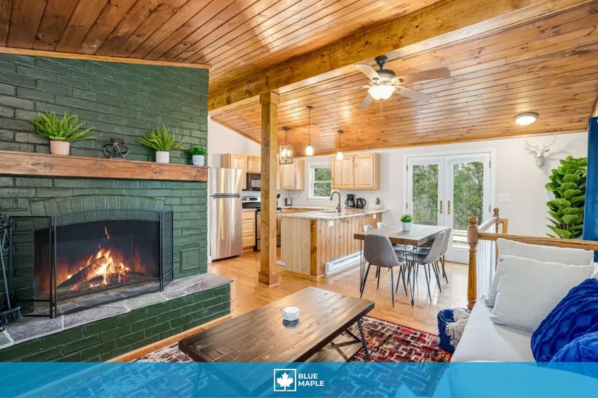 Secluded cabin w/hot tub & deck, dog-friendly - Image 1