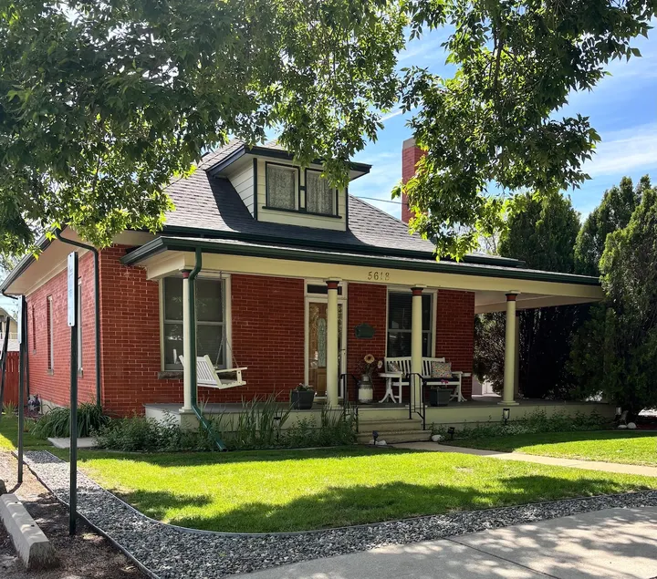 Olde Town Gem, Walkable, 20 min Red Rocks/Denver - Image 1