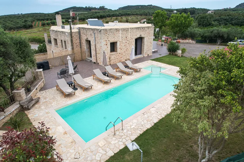Heliopetra Lux Villa with private Pool - Image 1
