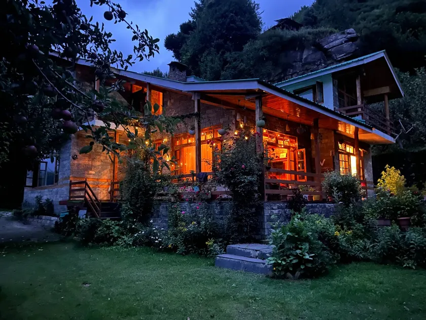 Viraam by lagom Stay- 4 bedroom chalet - Image 1