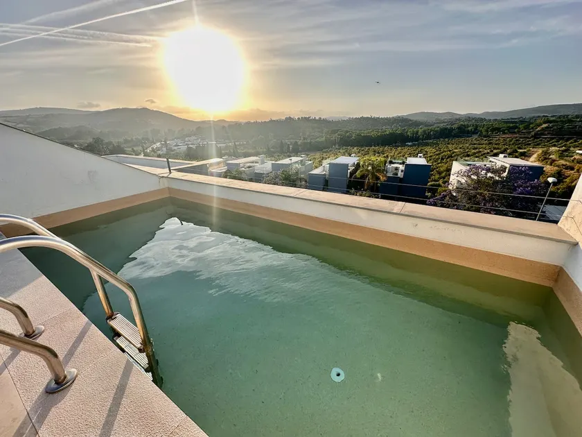 Luxury Townhouse | Rooftop Pool | Sotogrande - Image 1