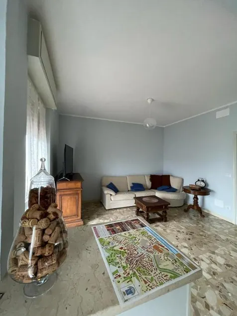 Central apartment - Image 1