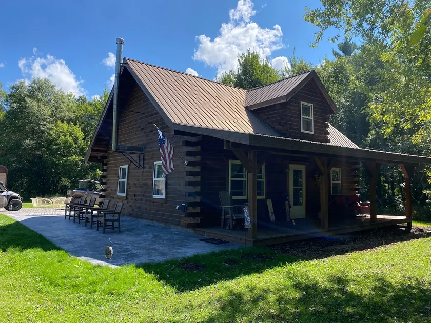 Halls Creek Retreat! Hatfield/Merrillan, WI - Image 1